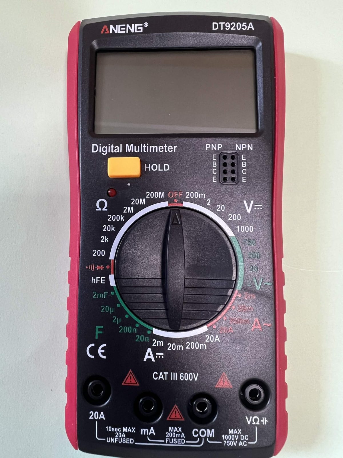 用户实际使用的 ANENG DT9205A 数字万用表